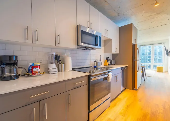 Modern 3br Near North Ave Shops Hébergement de vacances