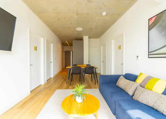 Modern 3br Near North Ave Shops Hébergement de vacances