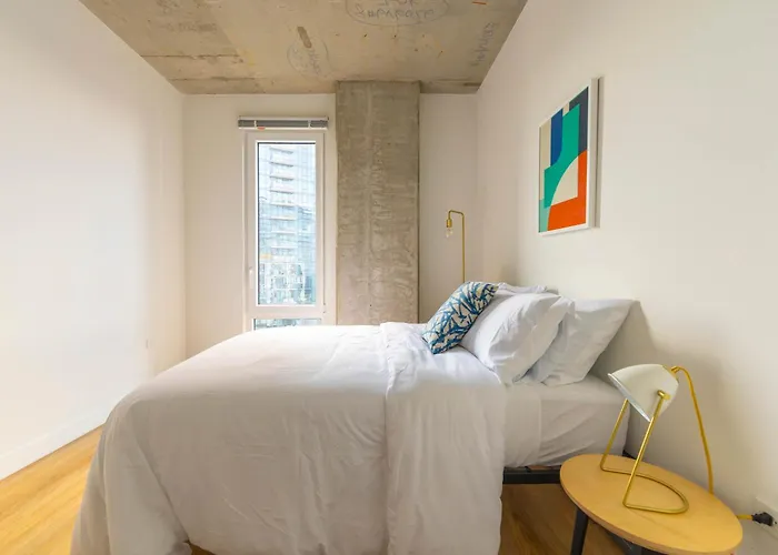 Modern 3br Near North Ave Shops Hébergement de vacances